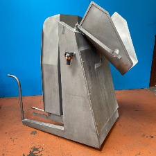 LUTETIA loader